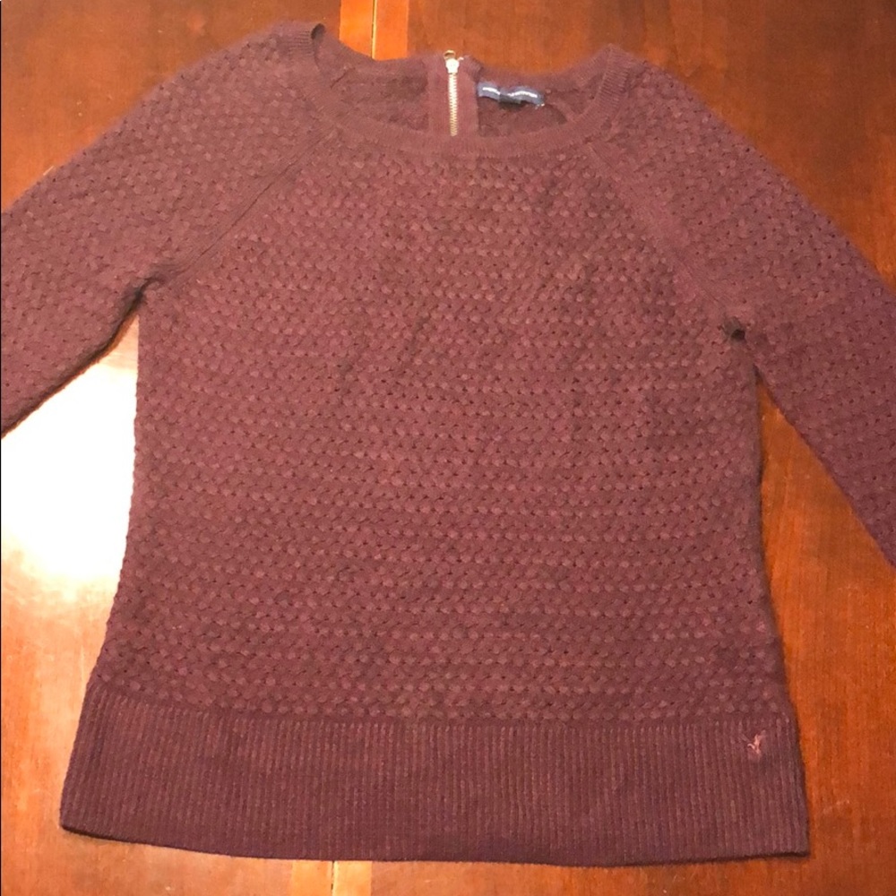 American Eagle Sweater